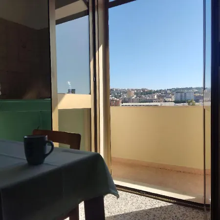 Cerulean Harbour - Wifi, Ac, 5 Minutes From The Beach, Parking, Terrace, Air Conditioning